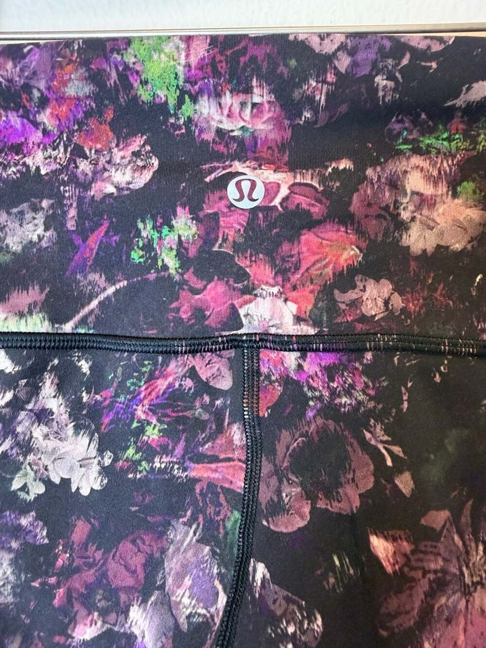 Lululemon Wunder Under High Rise Leggings Floral Print Size 2 - Picture 3 of 4